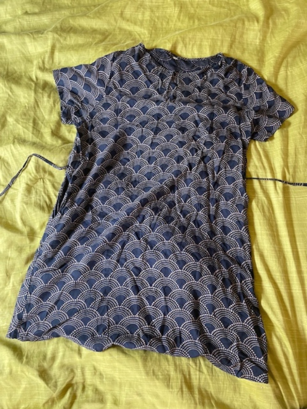 Short sleeve, knee length dress